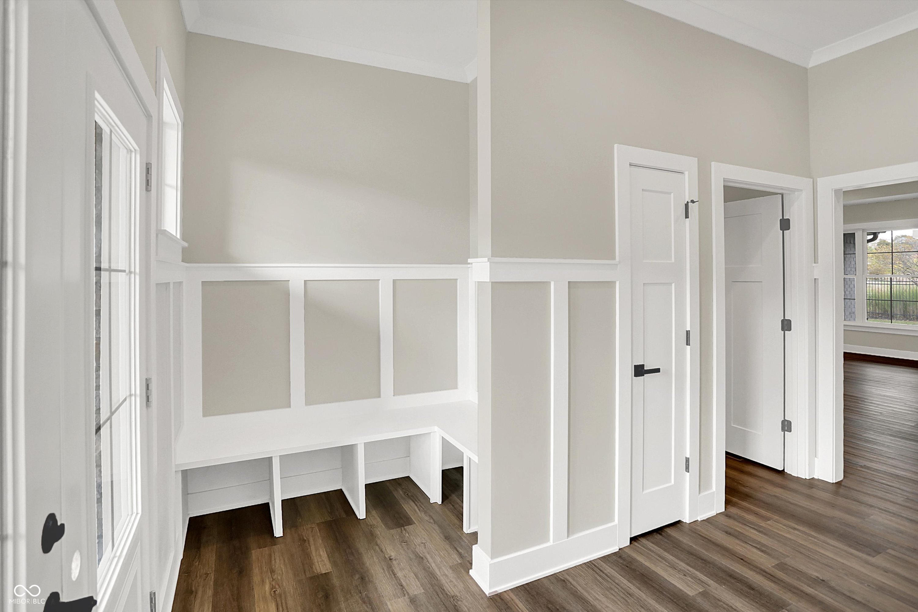 6559 Stone Pointe Way Indianapolis, IN 46237 - Photo 4 of 44