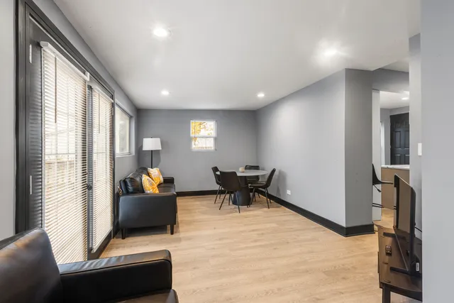 $330,900 | 10812 South Vincennes Avenue, Chicago, IL 60643