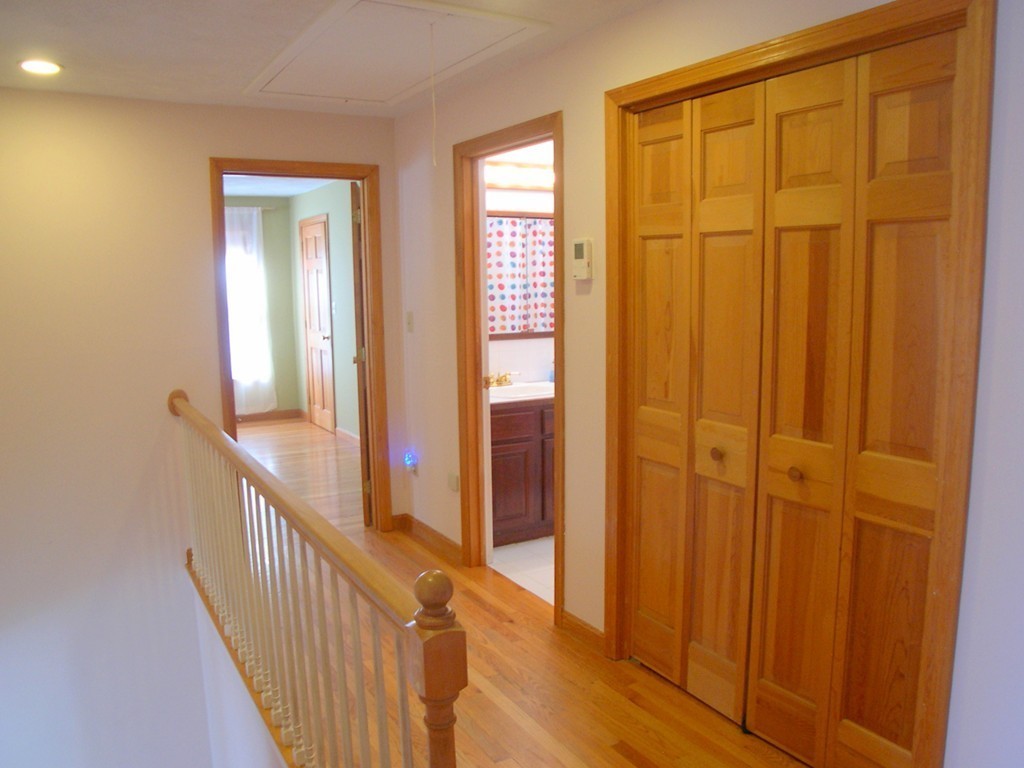 667 Belknap Road Framingham, MA 01701 - Photo 16 of 30 Gallery Image 16