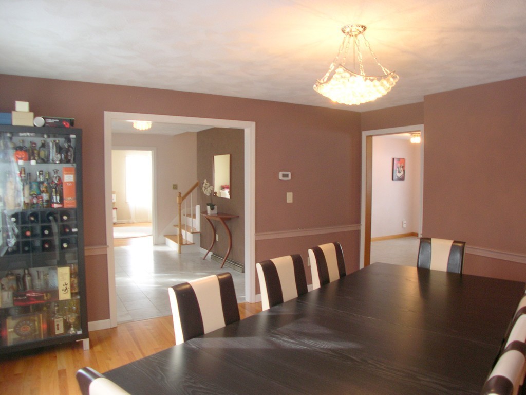667 Belknap Road Framingham, MA 01701 - Photo 8 of 30 Gallery Image 8
