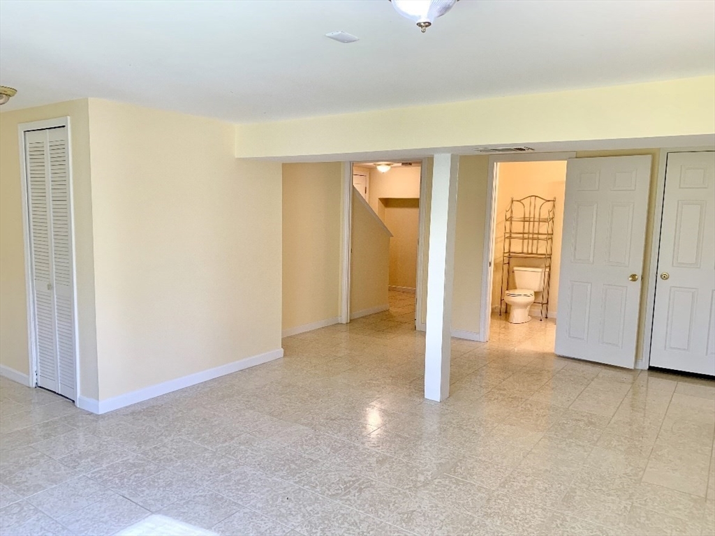 322 Lowell Street Lexington, MA 02420 - Photo 11 of 12