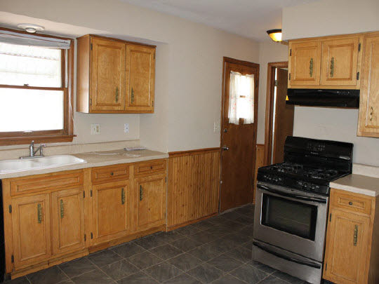 1837 Brownfield Road Rockford, IL 61108 - Photo 5 of 10 Gallery Image 5