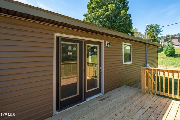 $329,999 | 300 Cedar Street, Mountain City, TN 37683