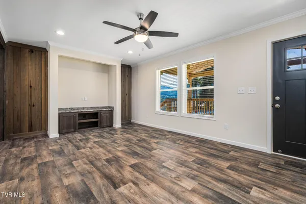 $329,999 | 300 Cedar Street, Mountain City, TN 37683