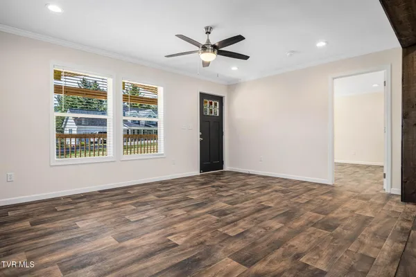 $329,999 | 300 Cedar Street, Mountain City, TN 37683