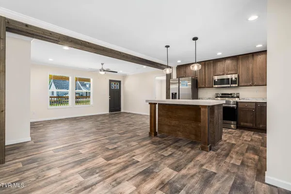 $329,999 | 300 Cedar Street, Mountain City, TN 37683