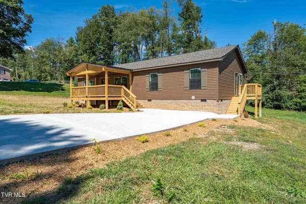 $329,999 | 300 Cedar Street, Mountain City, TN 37683