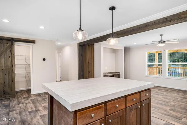 $329,999 | 300 Cedar Street, Mountain City, TN 37683