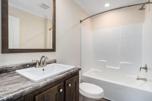 $329,999 | 300 Cedar Street, Mountain City, TN 37683