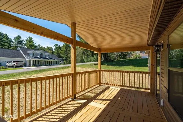 $329,999 | 300 Cedar Street, Mountain City, TN 37683