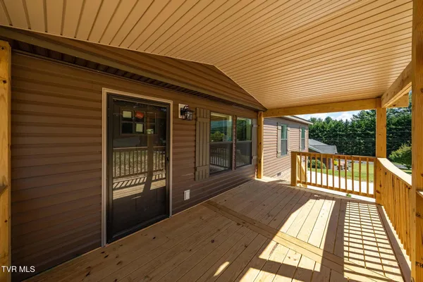 $329,999 | 300 Cedar Street, Mountain City, TN 37683