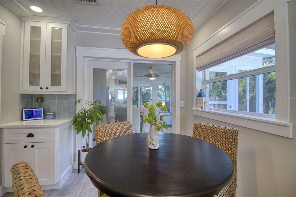 128 Edgewater Terrace Dunedin, FL 34698 - Photo 20 of 59
