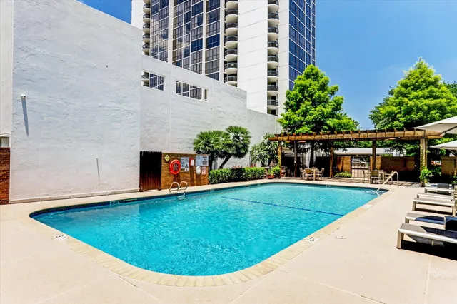 a view of entryway and hall