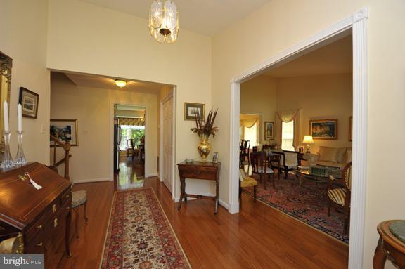8987 Shadowlake Way Springfield, VA 22153 - Photo 6 of 27 Interior (General)