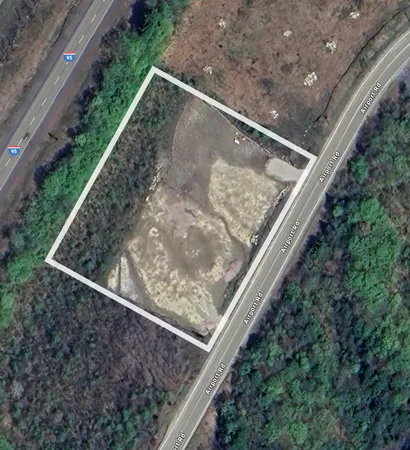 $114,900 | 125 Airport Road, Waterville, ME 04901