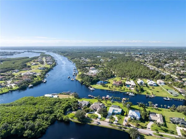 $1,999,990 | 2441 Southeast N Lookout Boulevard, Port St. Lucie, FL 34984