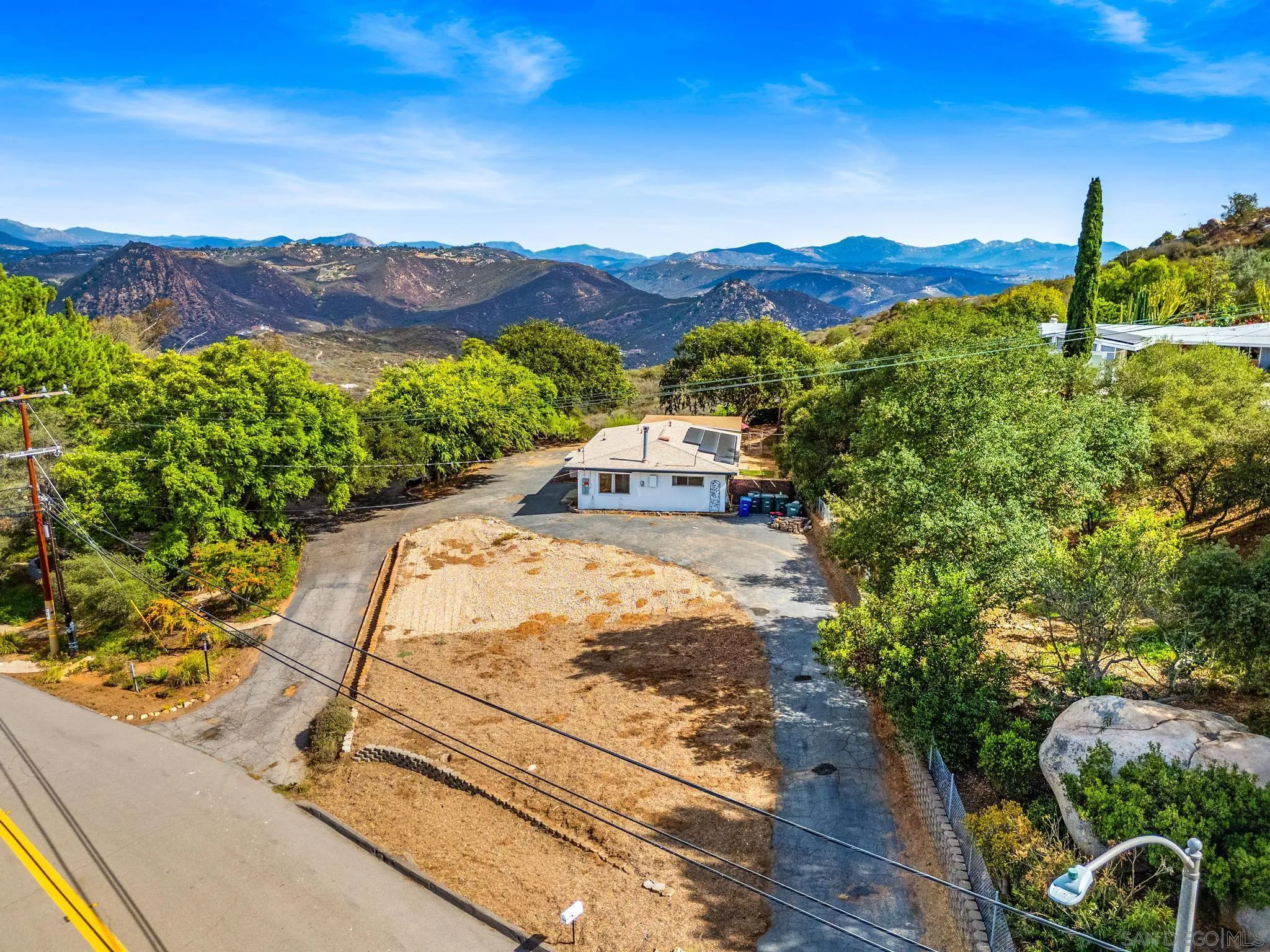 990 Old Mountain View Road El Cajon, CA 92021 - Photo 2 of 38