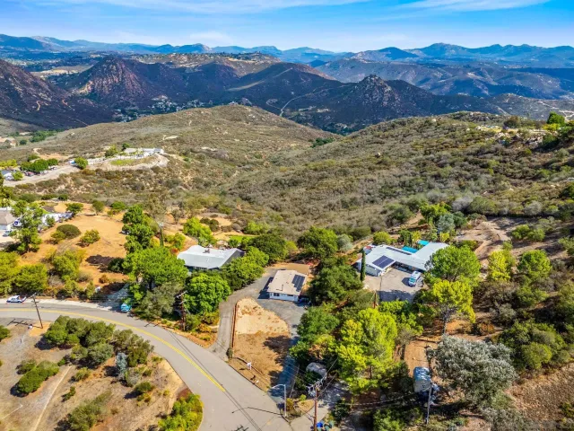 $640,000 | 990 Old Mountain View Road, El Cajon, CA 92021