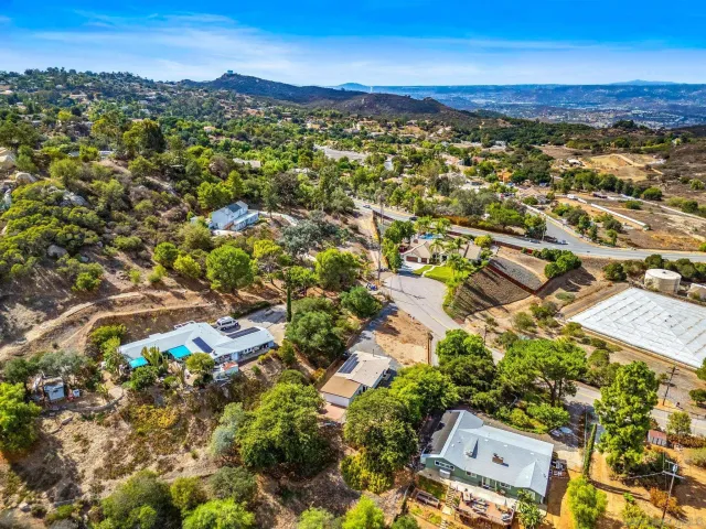 $640,000 | 990 Old Mountain View Road, El Cajon, CA 92021