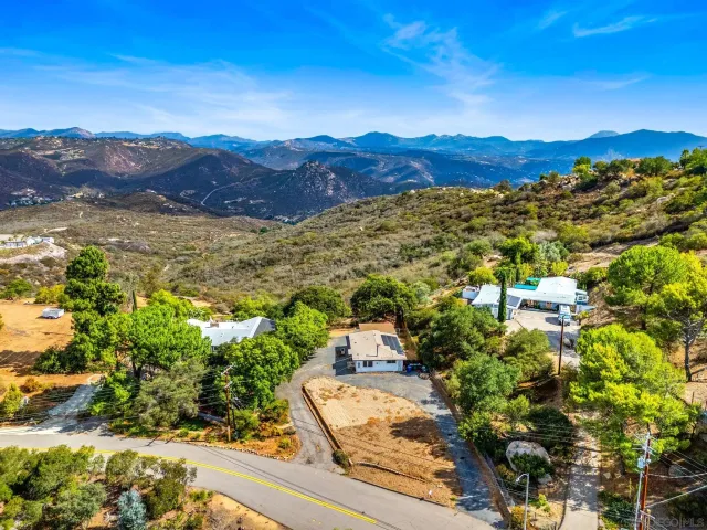 $640,000 | 990 Old Mountain View Road, El Cajon, CA 92021