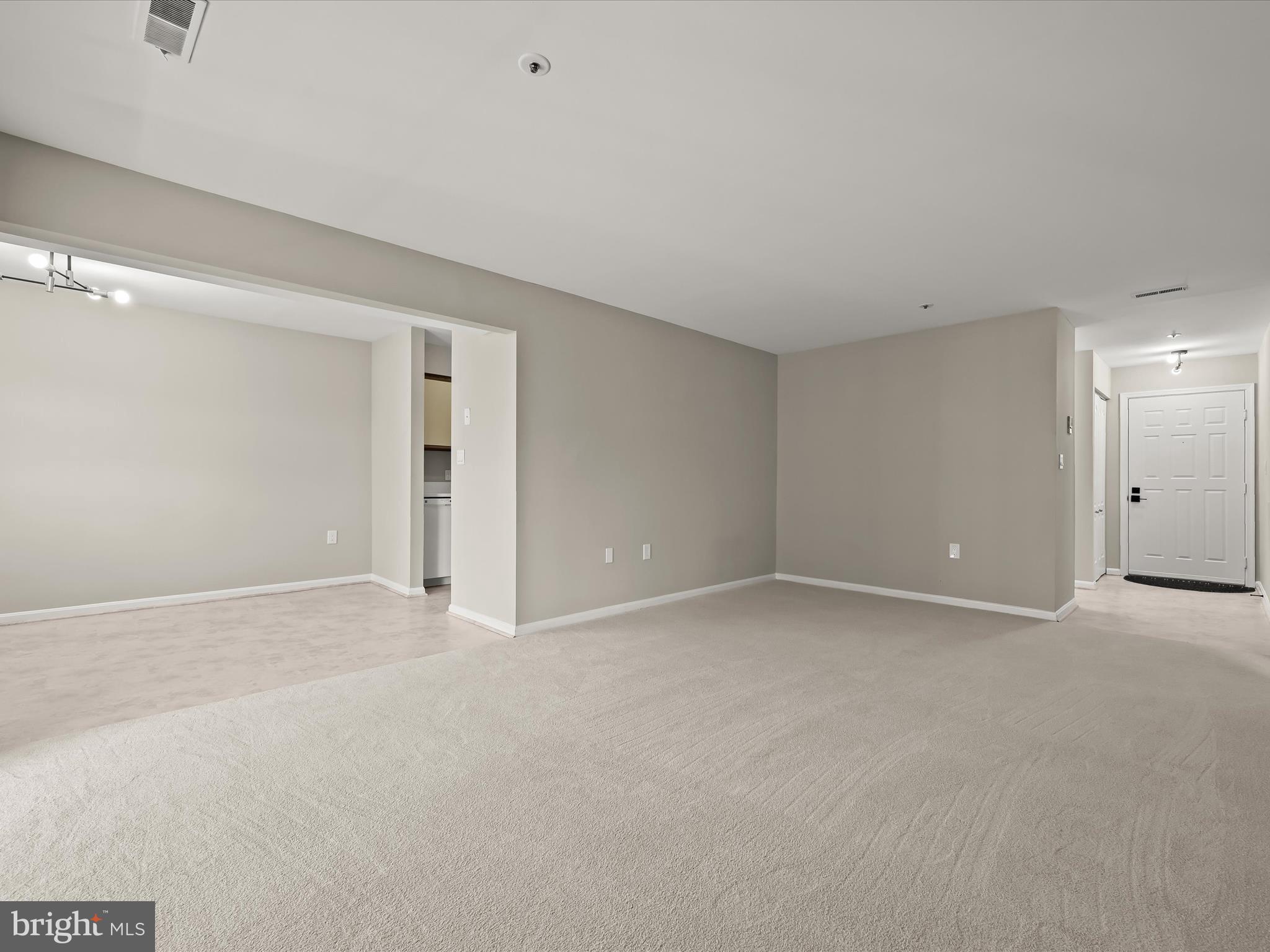 8375 Montgomery Run Road, Unit F Ellicott City, MD 21043 - Photo 29 of 42 montgomeryrun028
