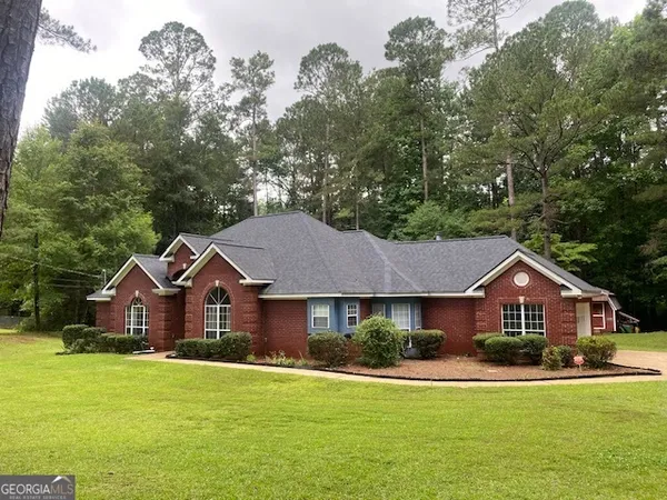 $325,000 | 1697 North 11th Court, Lanett, AL 36863