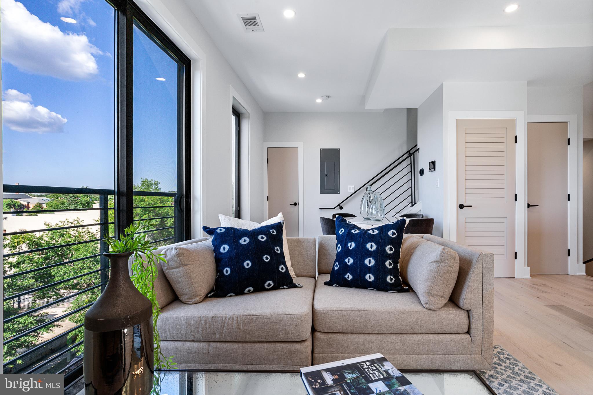 3933 14th Street Northwest, Unit PH8 Washington, DC 20011 - Photo 13 of 35