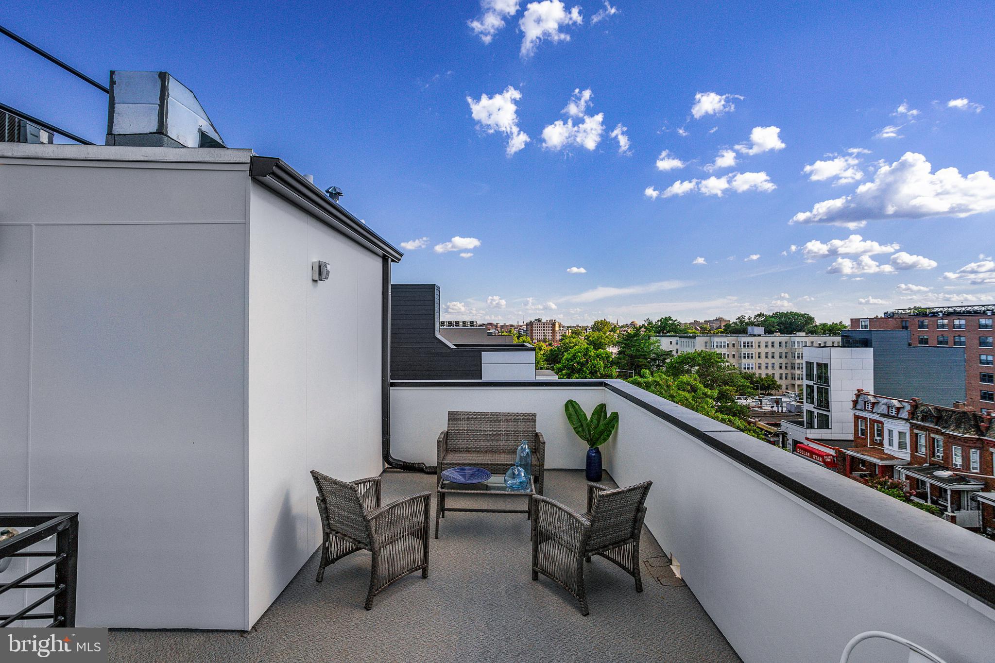 3933 14th Street Northwest, Unit PH8 Washington, DC 20011 - Photo 4 of 35