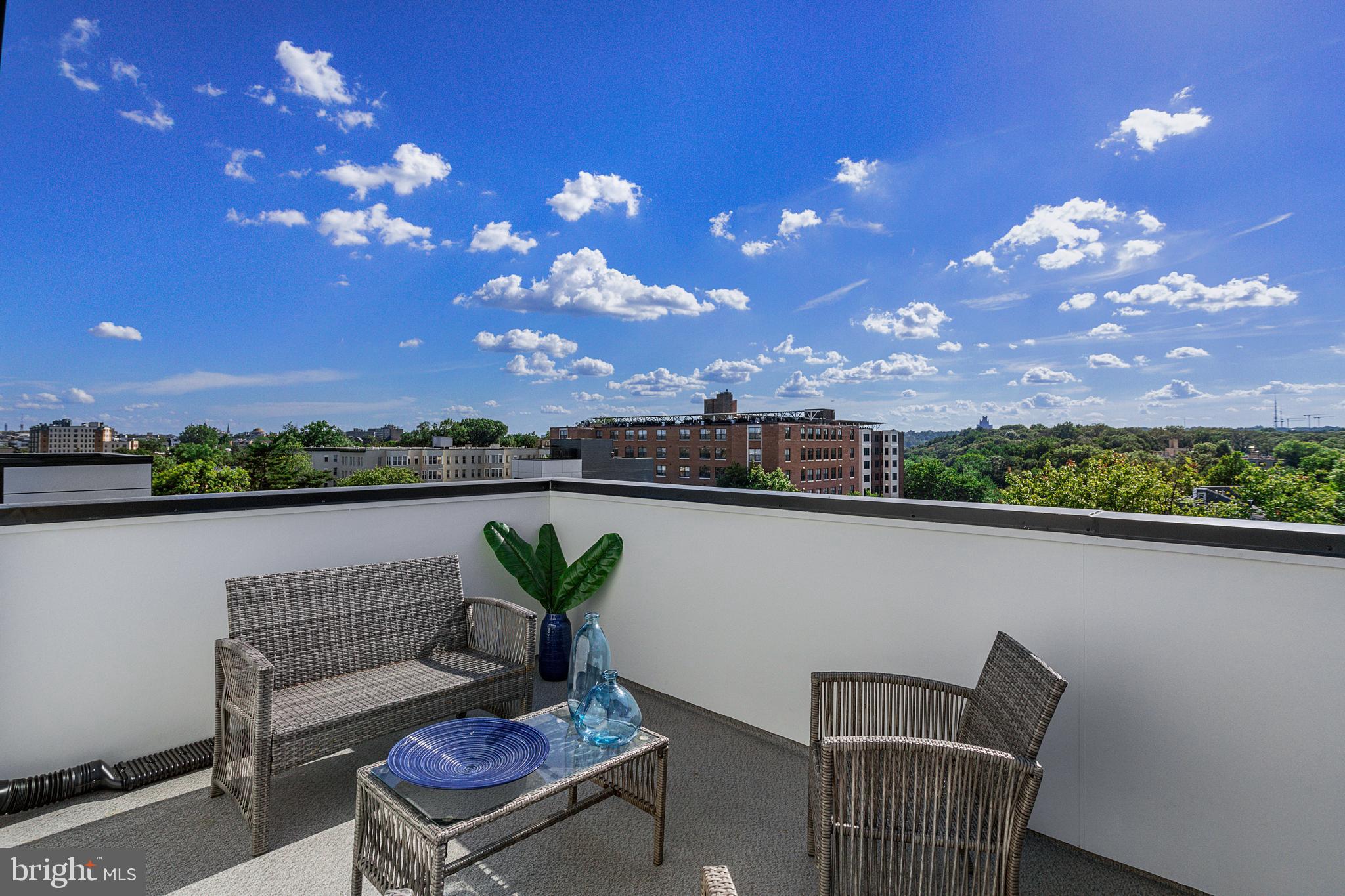 3933 14th Street Northwest, Unit PH8 Washington, DC 20011 - Photo 31 of 35