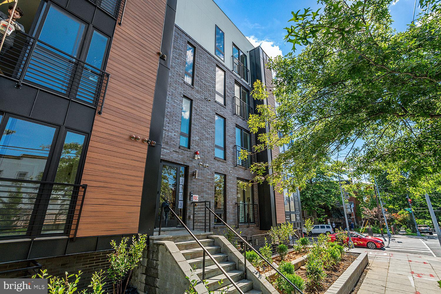 3933 14th Street Northwest, Unit PH8 Washington, DC 20011 - Photo 35 of 35