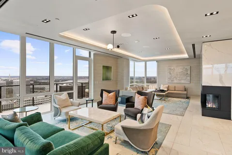 $1,380,000 | 1781 North Pierce Street, Unit 501, Arlington, VA 22209