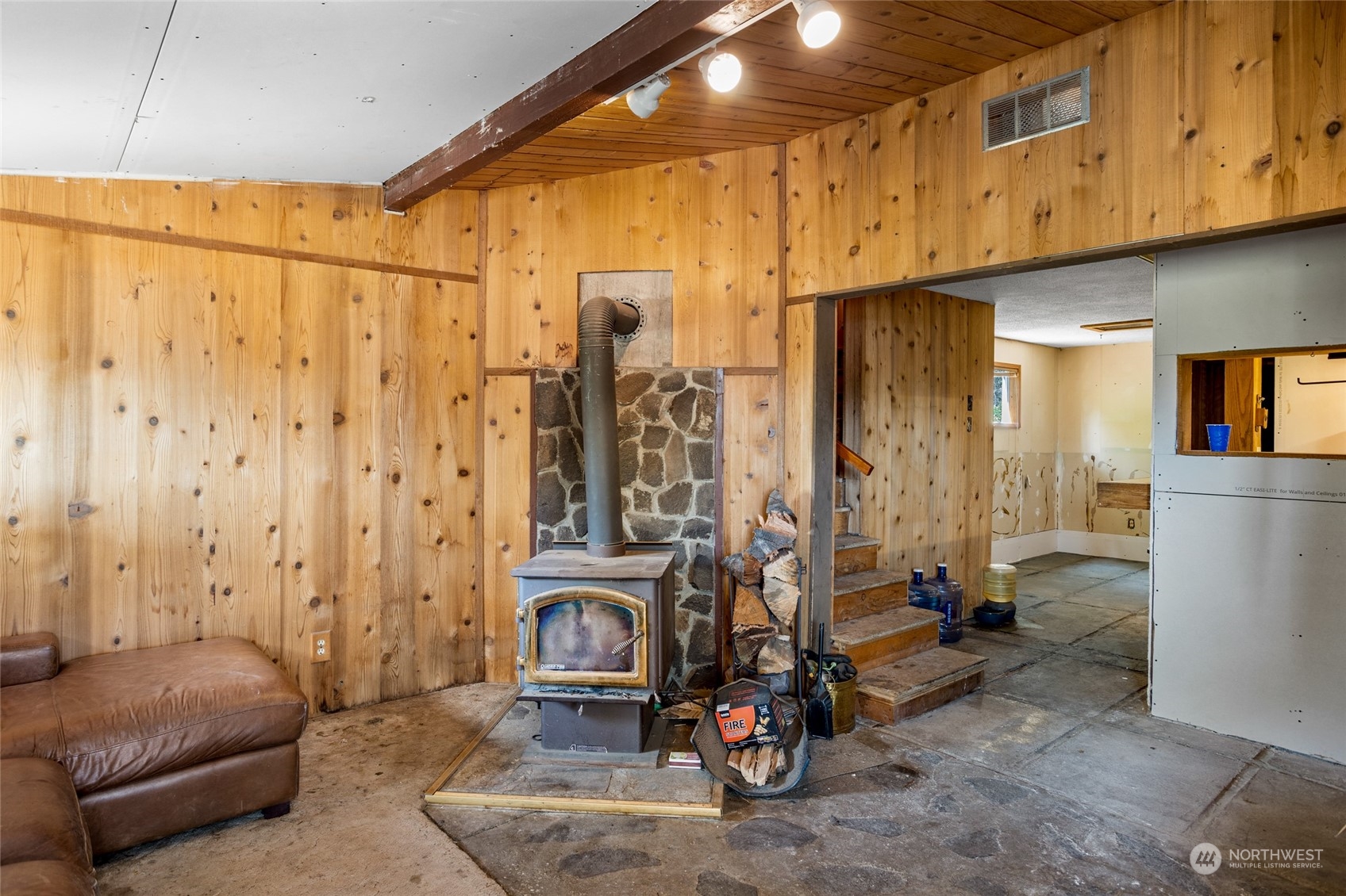 1880 Thomas Road Ellensburg, WA 98926 - Photo 9 of 36 Gallery Image 9