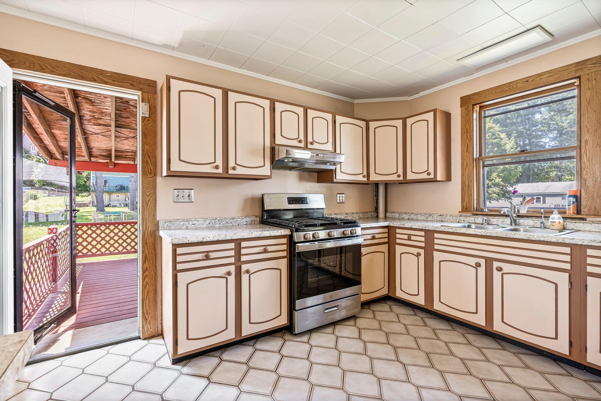 27 Maple Street Limerick, ME 04048 - Photo 10 of 37 12-web-or-mls-DSC03199
