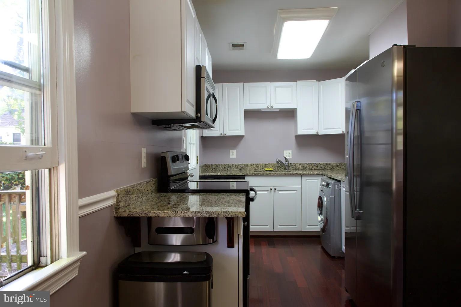 7525 Magarity Road Falls Church, VA 22043 - Photo 5 of 14 Kitchen