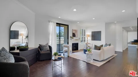 $675,000 | 13920 Moorpark Street, Unit 106, Sherman Oaks, CA 91423