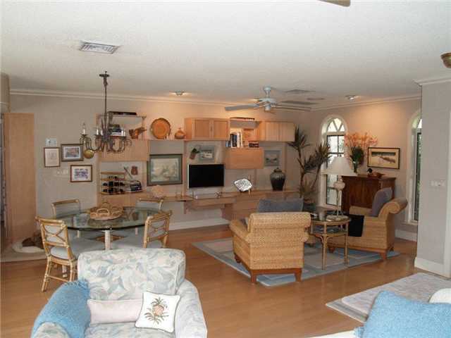 856 Dover Street Boca Raton, FL 33487 - Photo 3 of 16 Additional Photo