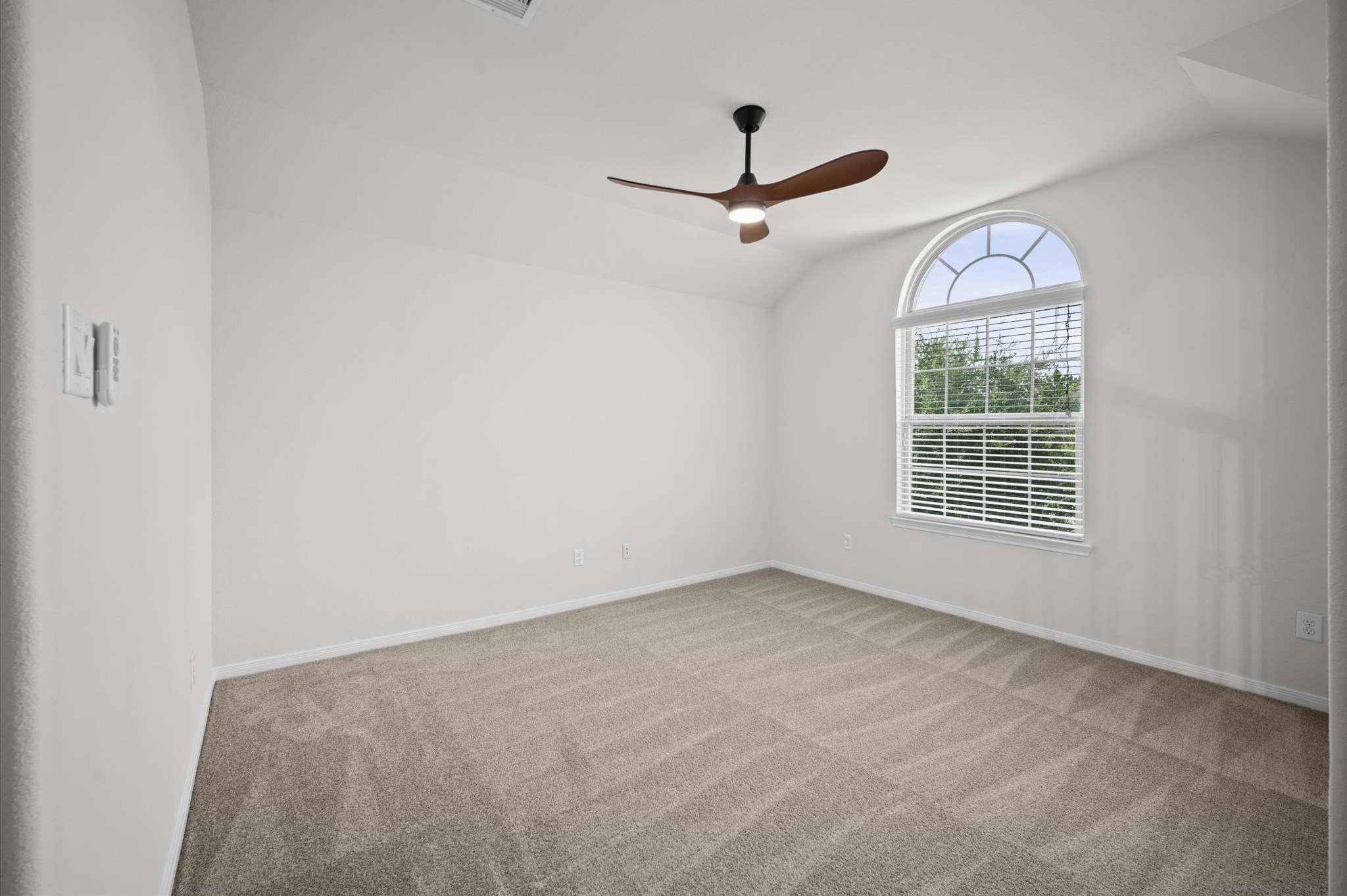 5635 Glenfield Spring Lane Spring, TX 77389 - Photo 30 of 43