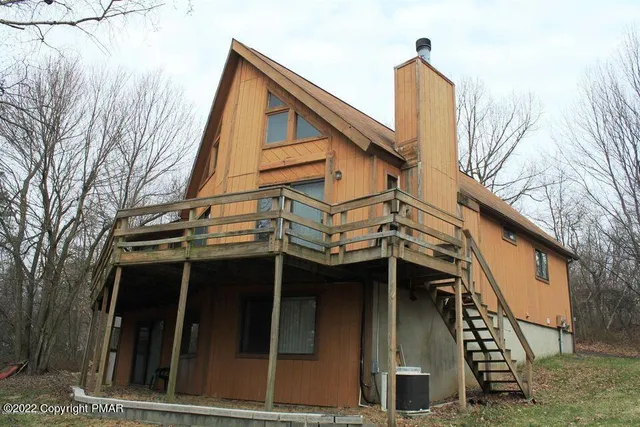 $2,500 | 1421 Clover Road, Long Pond, PA 18334