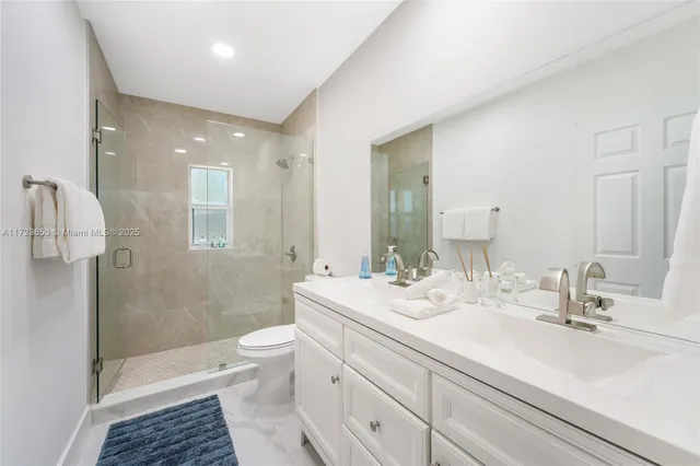 $1,145,000 | 1532 Northeast 144th Street, Miami, FL 33161