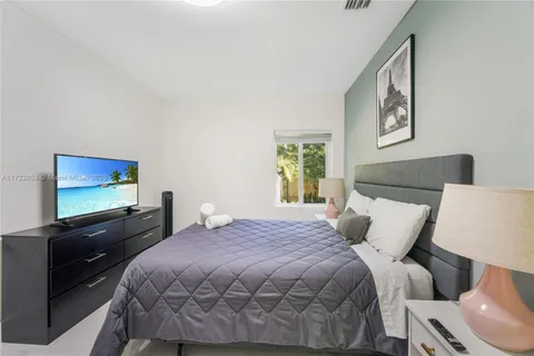 $1,145,000 | 1532 Northeast 144th Street, Miami, FL 33161