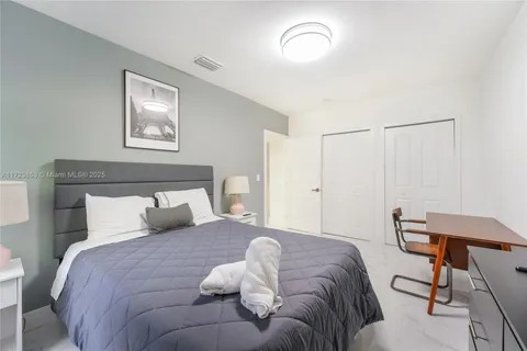 $1,145,000 | 1532 Northeast 144th Street, Miami, FL 33161