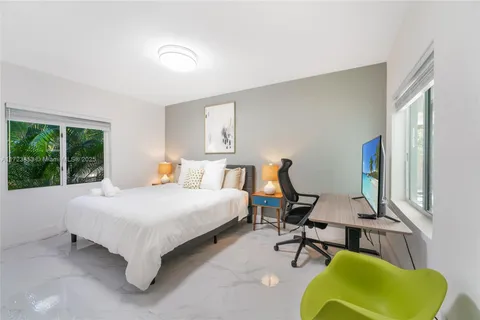 $1,145,000 | 1532 Northeast 144th Street, Miami, FL 33161