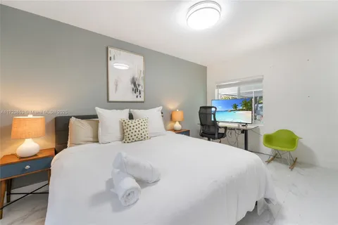 $1,145,000 | 1532 Northeast 144th Street, Miami, FL 33161