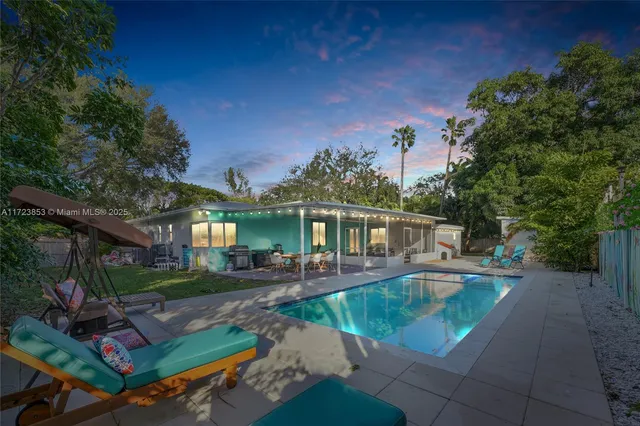 $1,145,000 | 1532 Northeast 144th Street, Miami, FL 33161