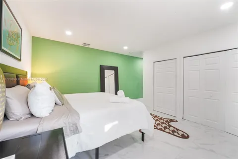 $1,145,000 | 1532 Northeast 144th Street, Miami, FL 33161