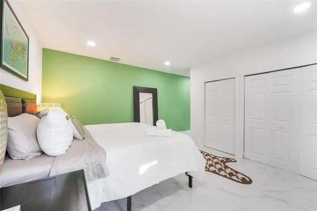 $1,145,000 | 1532 Northeast 144th Street, Miami, FL 33161