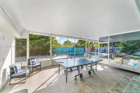 $1,145,000 | 1532 Northeast 144th Street, Miami, FL 33161