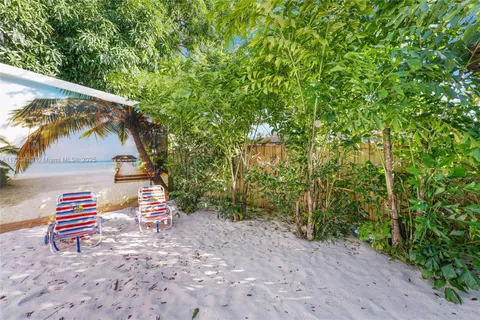 $1,145,000 | 1532 Northeast 144th Street, Miami, FL 33161