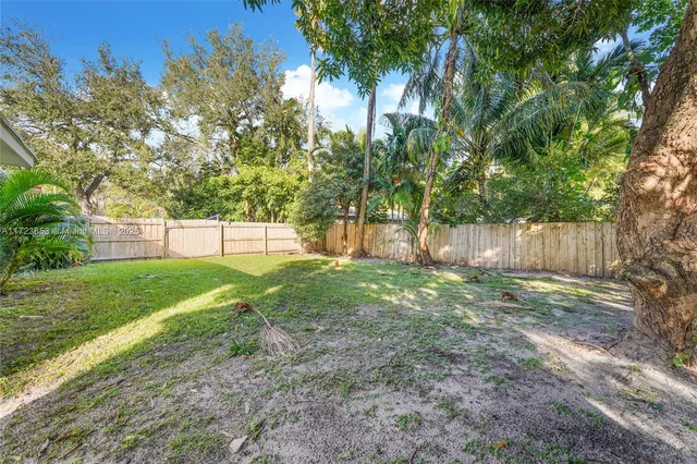 $1,145,000 | 1532 Northeast 144th Street, Miami, FL 33161