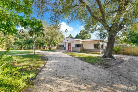 $1,145,000 | 1532 Northeast 144th Street, Miami, FL 33161